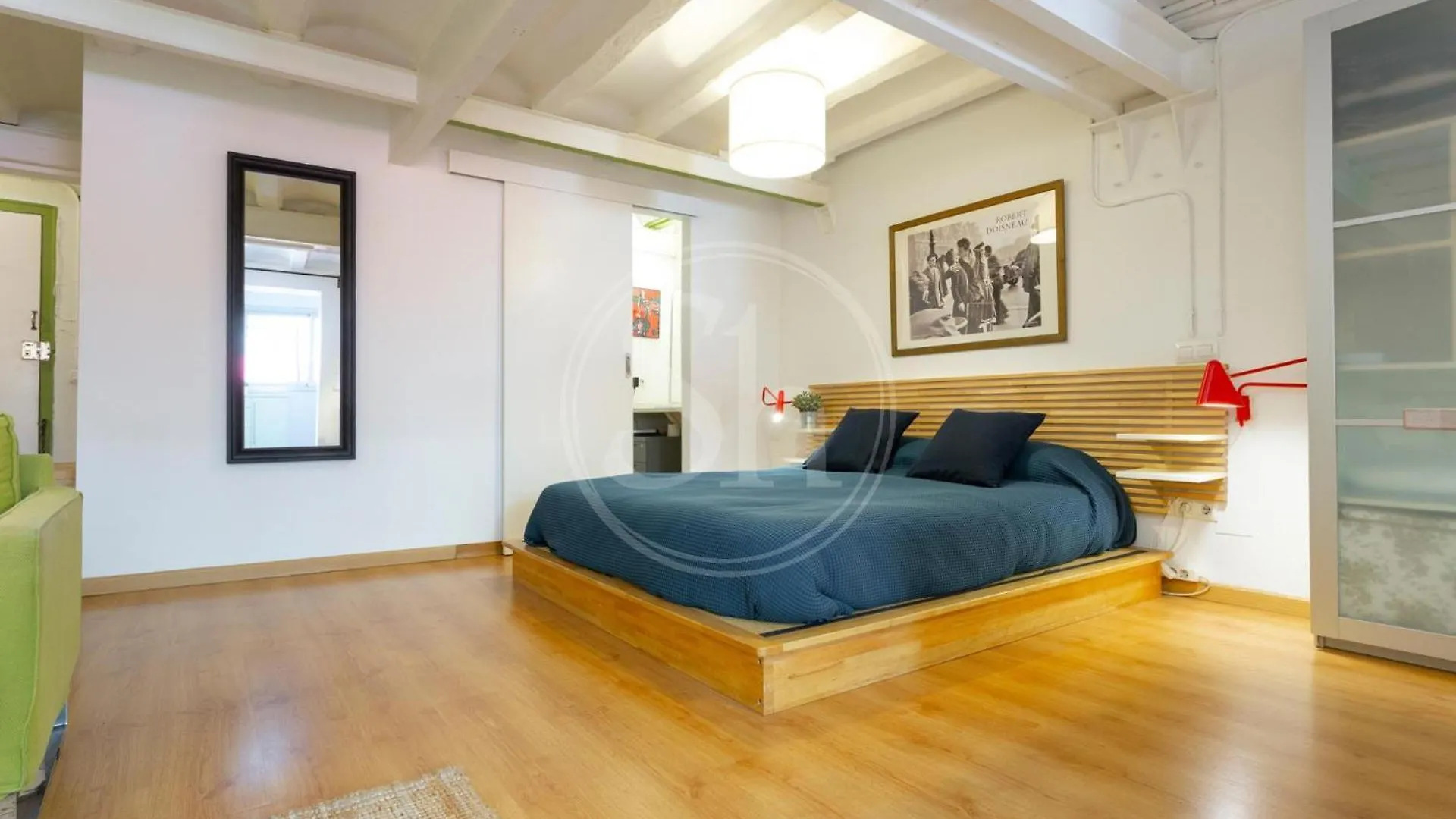 Apartment With Terrace In Gracia Barcelona