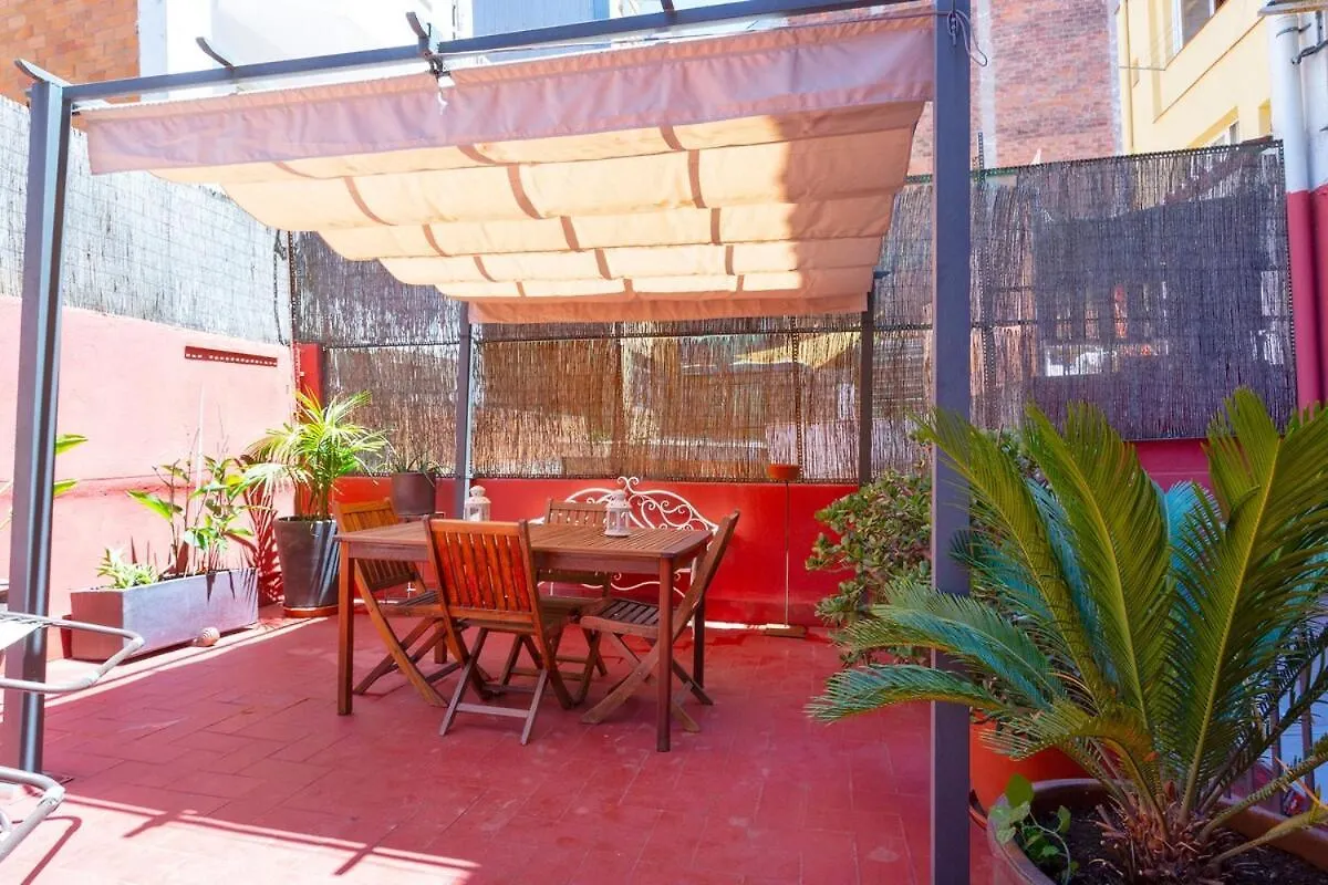 Apartment With Terrace In Gracia Barcelona 0*,  España